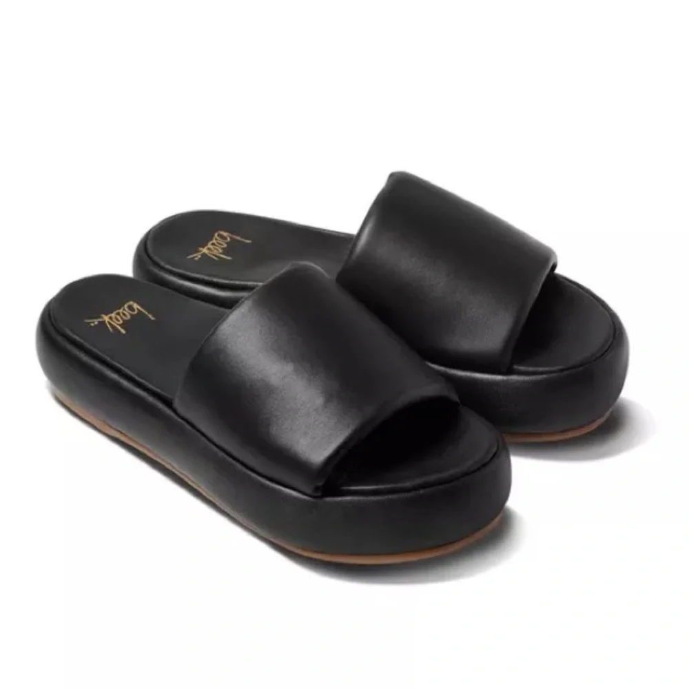 Beek Trumpeter Slide Sandals - Black Leather - Picture 1 of 4